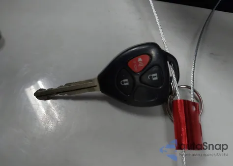 2011 Toyota 4Runner Sr5 V6 from USA, damaged, VIN JTEZU5JR7B5017417